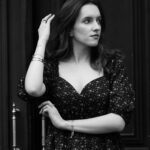 Anne Hathaway red carpet fashion